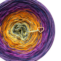 Ombreccino swirl lemon, orange, thistle,
purple, lupine + midnight blue