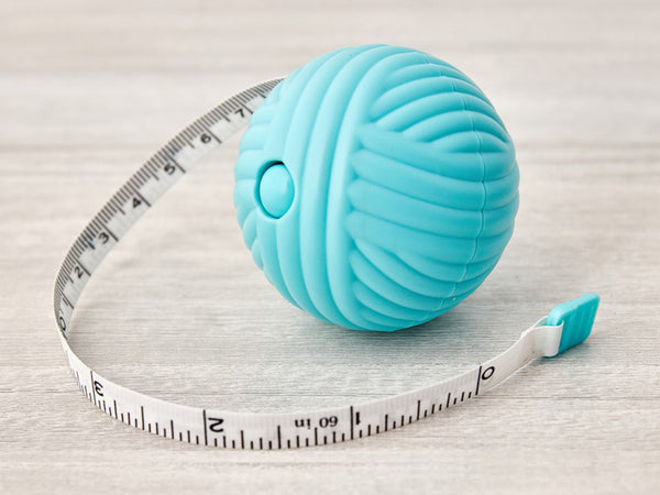 Retractable tape measure