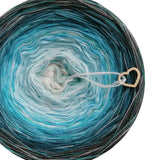 Ombreccino wool white, dragonfly, capri, light petrol, petrol, anthracite & white/teal polyester thread