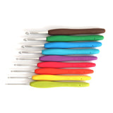 Clover Amour, different sizes crochet hooks